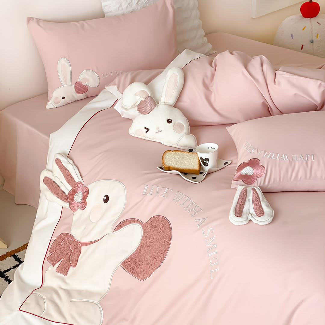 Bunny Appliqué Sateen Duvet Cover Set with Embroidered Heart Accents