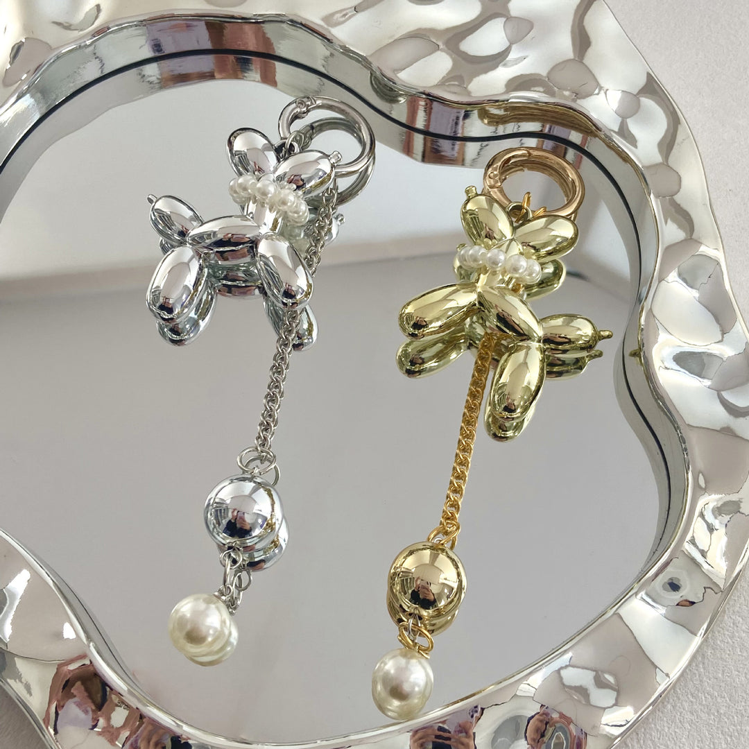 Playful Balloon Dog-Inspired Keychain Stornfield