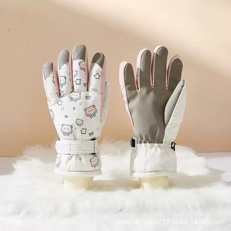 Cute Cartoon-Themed Winter Gloves Stornfield