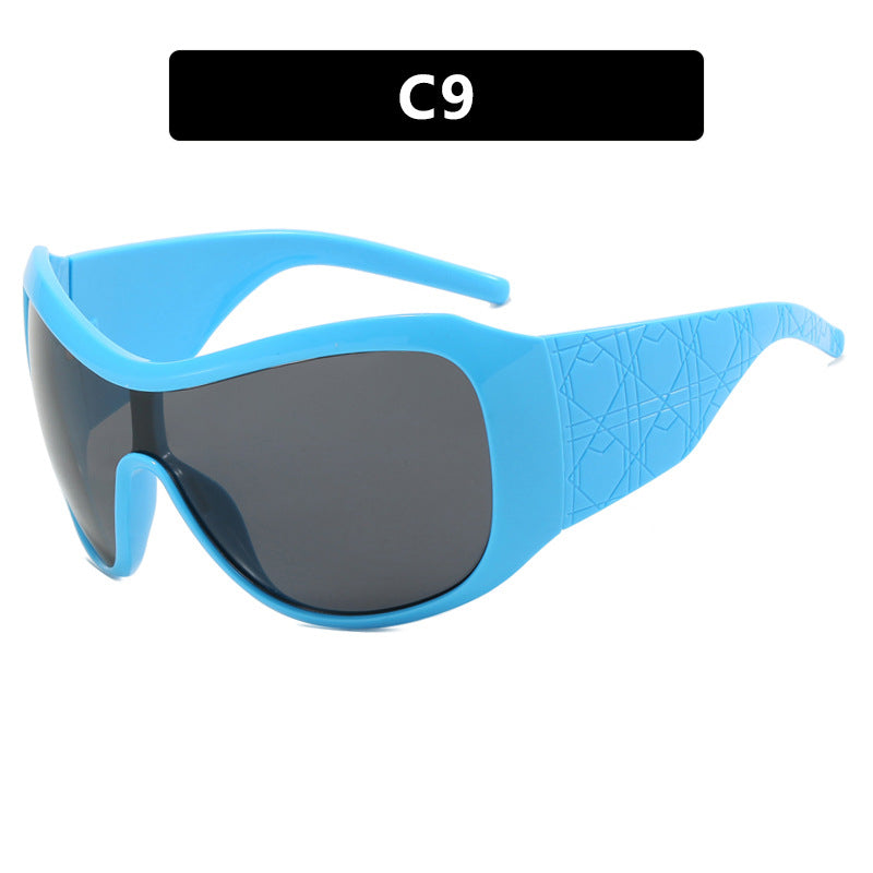 Ladies sport sunglasses with wide-protected frame and polarized lenses Stornfield