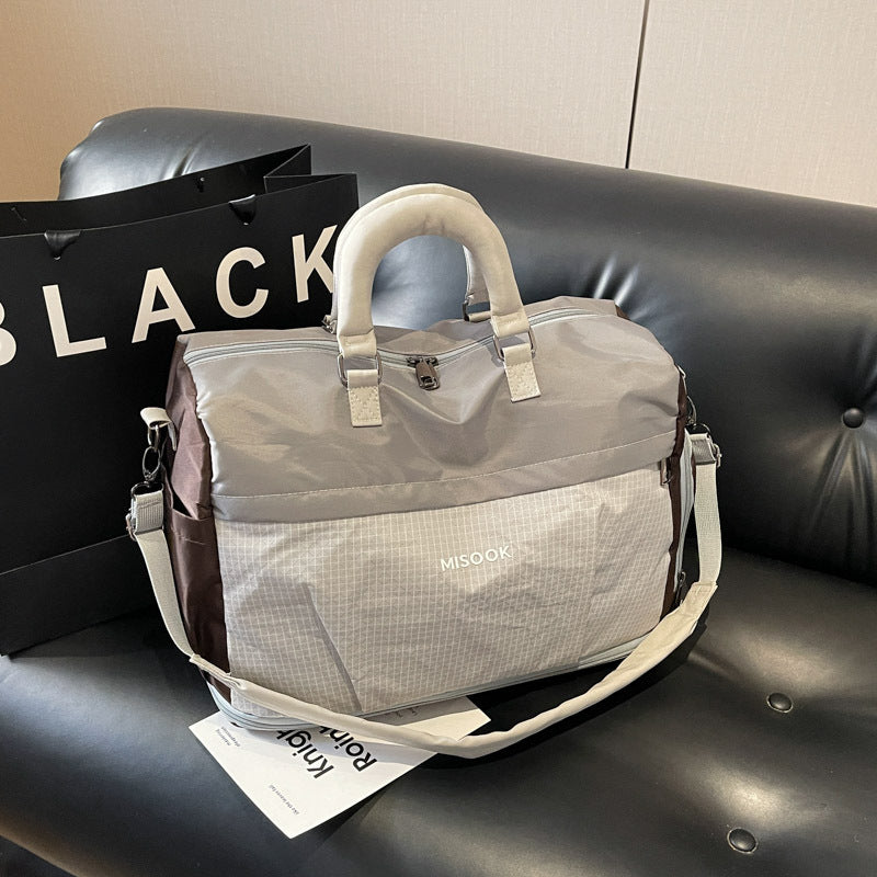 Women stylish sports and travel bag Stornfield