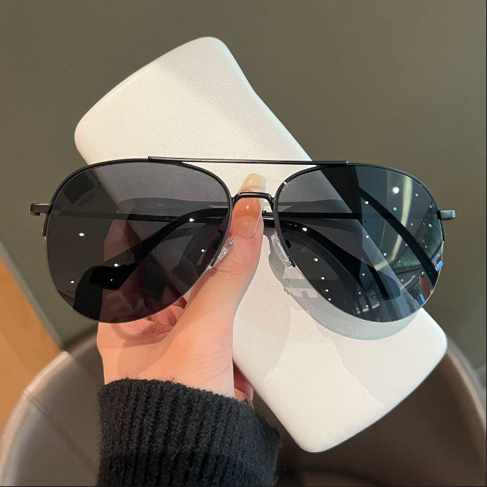 Stylish Aviator Sunglasses Stornfield