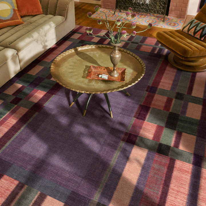 Artistic Geometric Pattern Area Rug