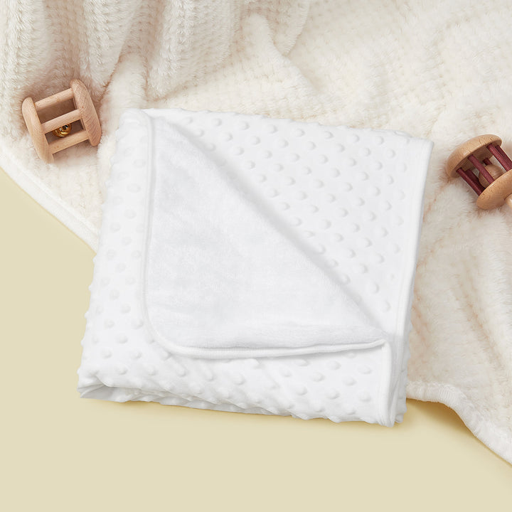 Ultra-Soft Cozy Dot Blanket Stornfield