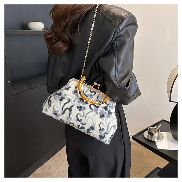 Elegant Floral Handbag