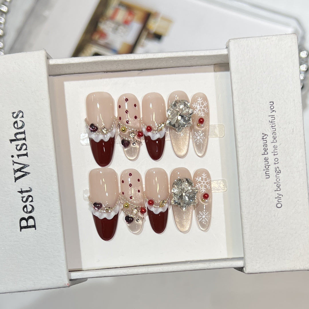 Festive-Themed Press-On Nail Art Set Stornfield