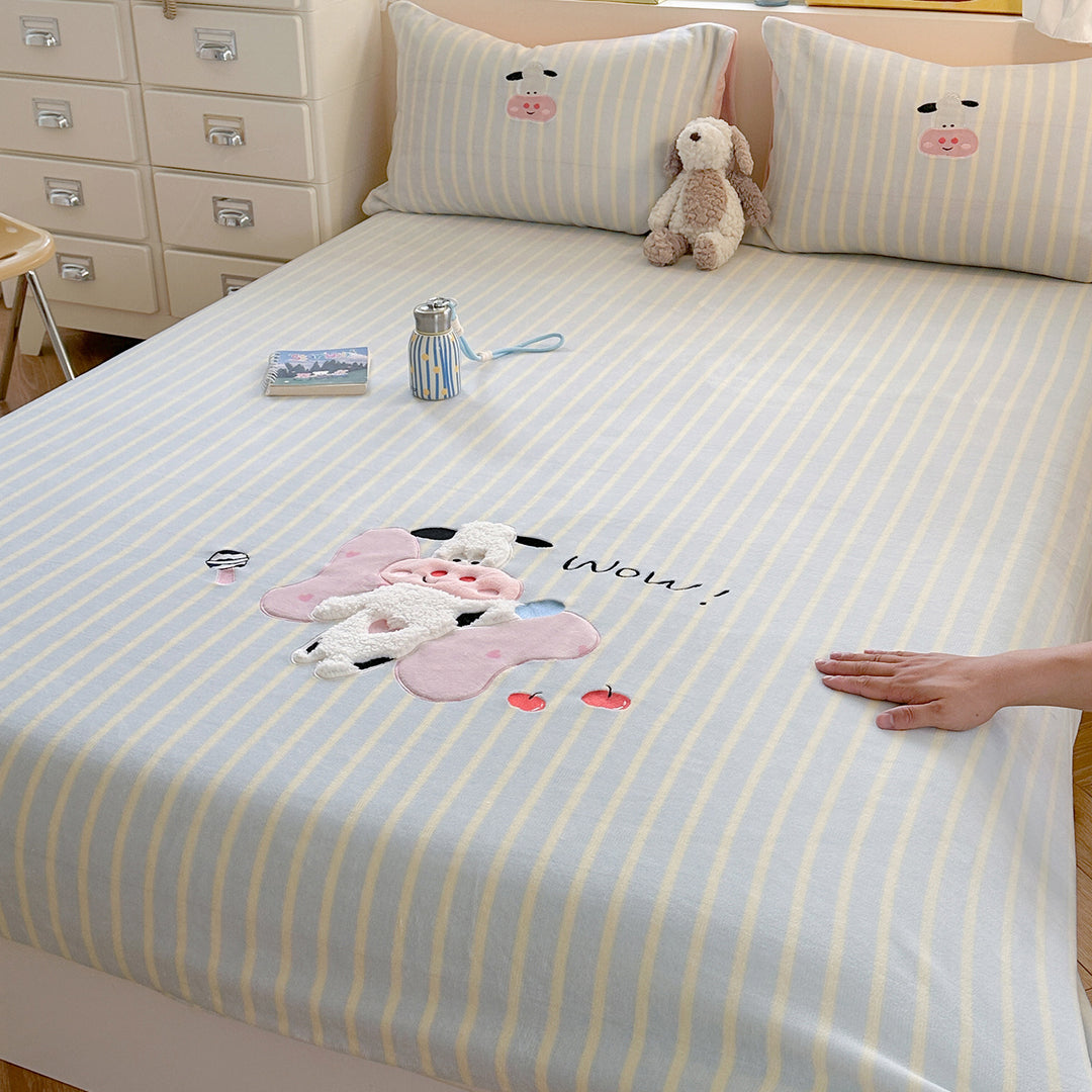 Striped Fitted Bed Sheet Set with 3D Cow Appliqué and Matching Pillowcases