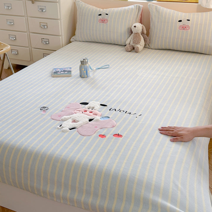 Striped Fitted Bed Sheet Set with 3D Cow Appliqué and Matching Pillowcases