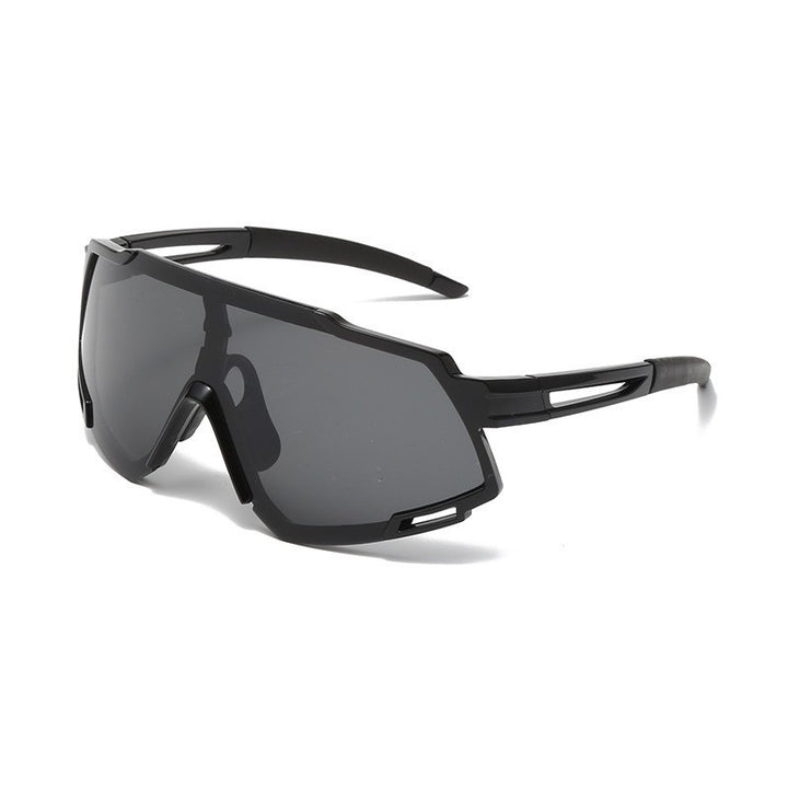 Men's sporty outdoor sunglasses with a sturdy frame and polarized lenses Stornfield
