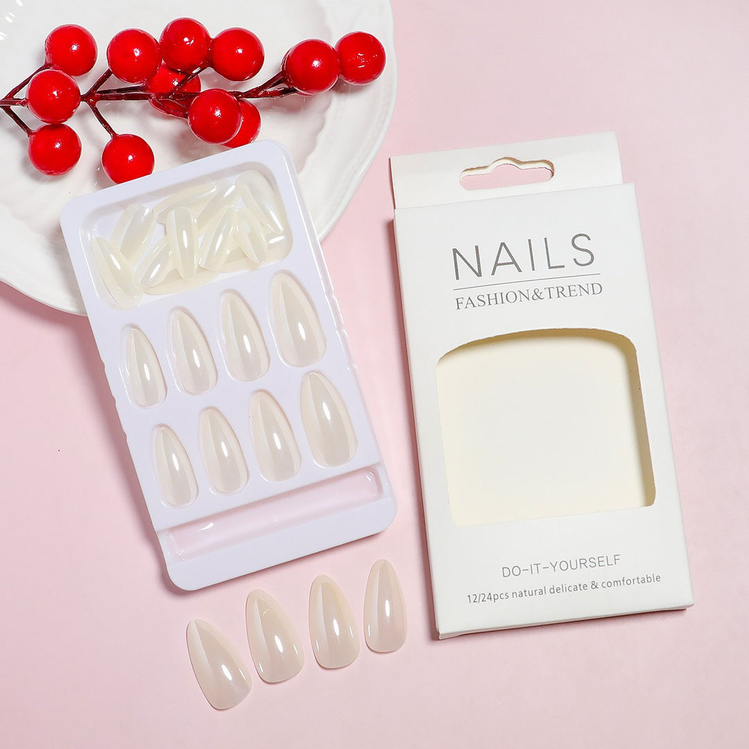 Glossy Faux Nail Set Stornfield