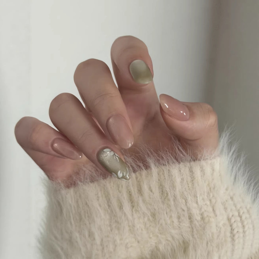 Stylish and Elegant Nail Extensions