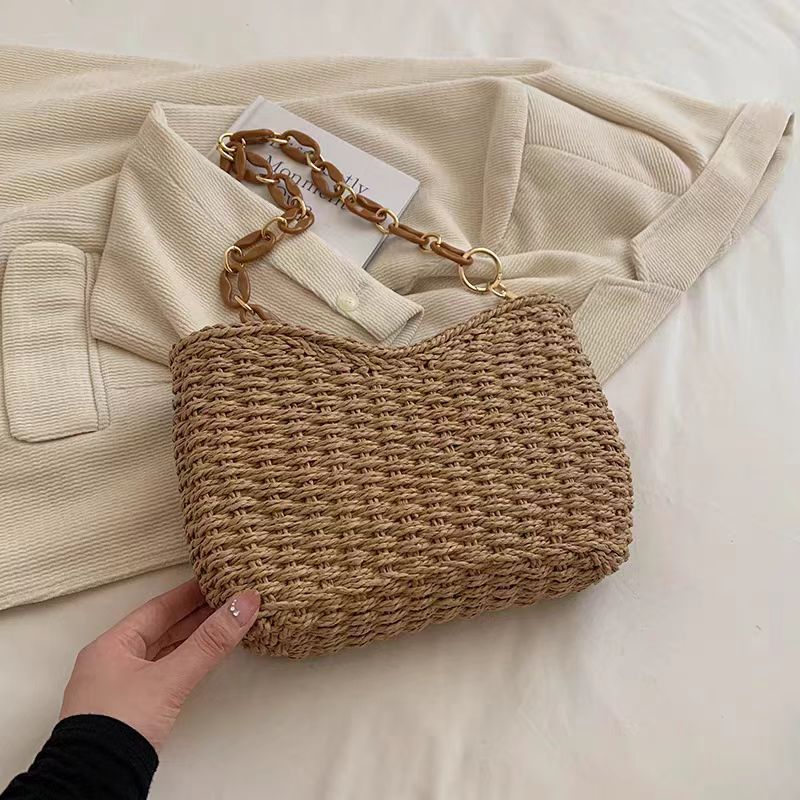 Handbag with chain carry handle Stornfield
