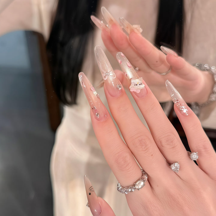 Artificial nails with Playful-Elegant Design Stornfield