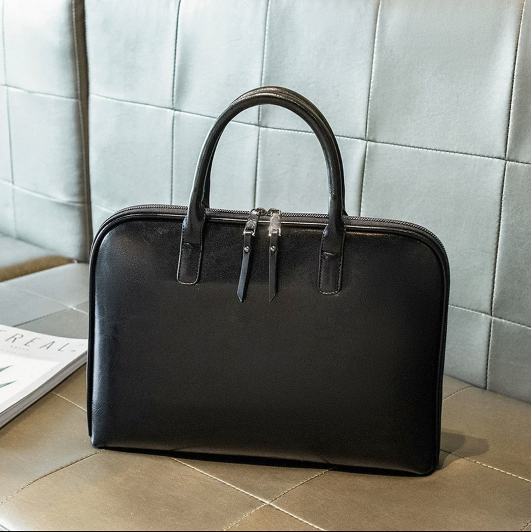 Elegant Business Bag with Structured Design Stornfield