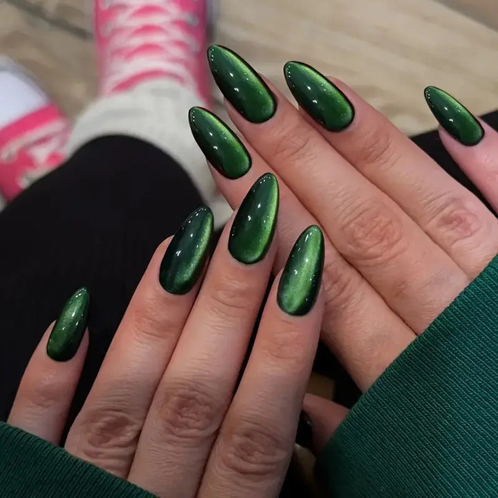 Glamorous Art Nails In Modern Gradient Colors Stornfield