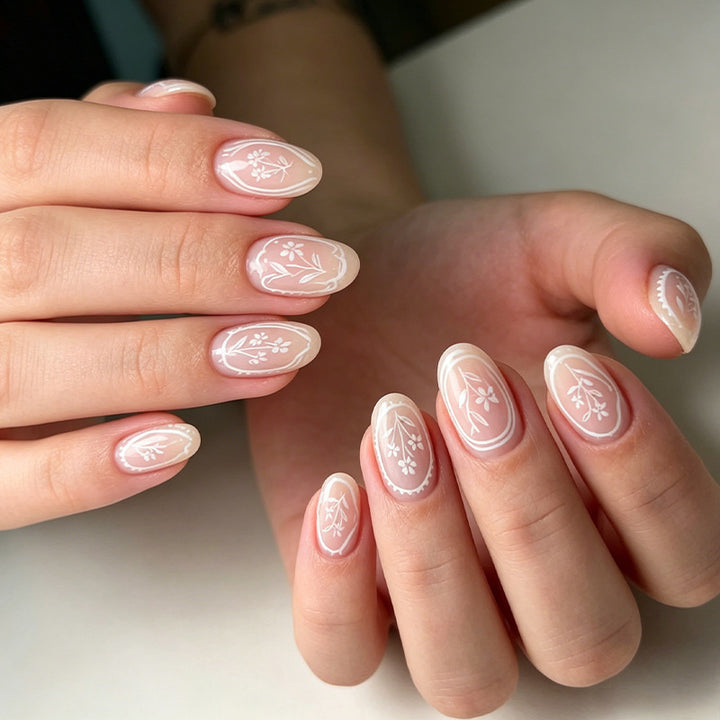 Nail art set with filigree flower motifs Stornfield