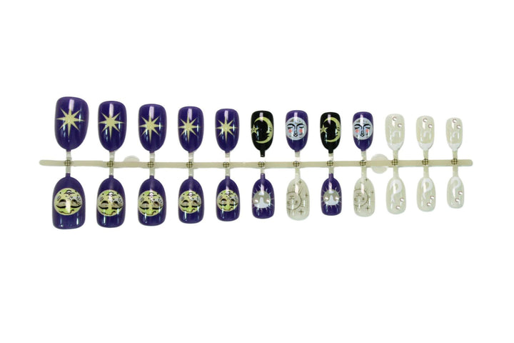 Artificial nail set with heavenly motifs and glamorous details Stornfield