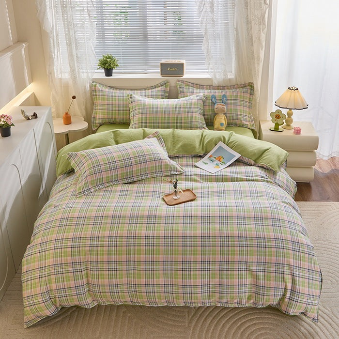Checked Pattern Bedding Set