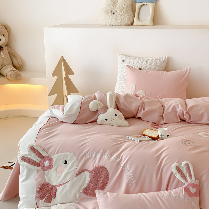 Bunny Appliqué Sateen Duvet Cover Set with Embroidered Heart Accents
