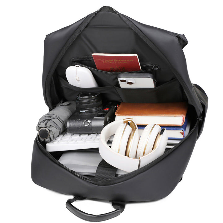 Backpack with Water-Repellent Properties From Stornfield