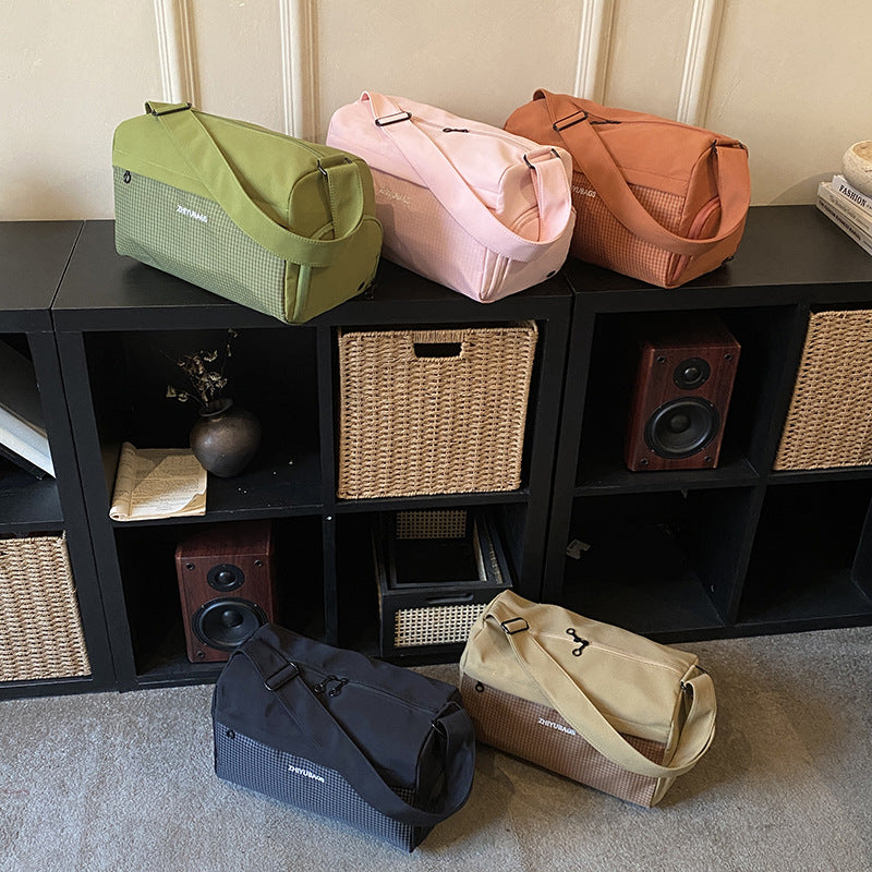 Elegant Utility Duffle Bag Stornfield