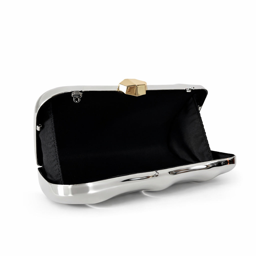 Metallic Clutch