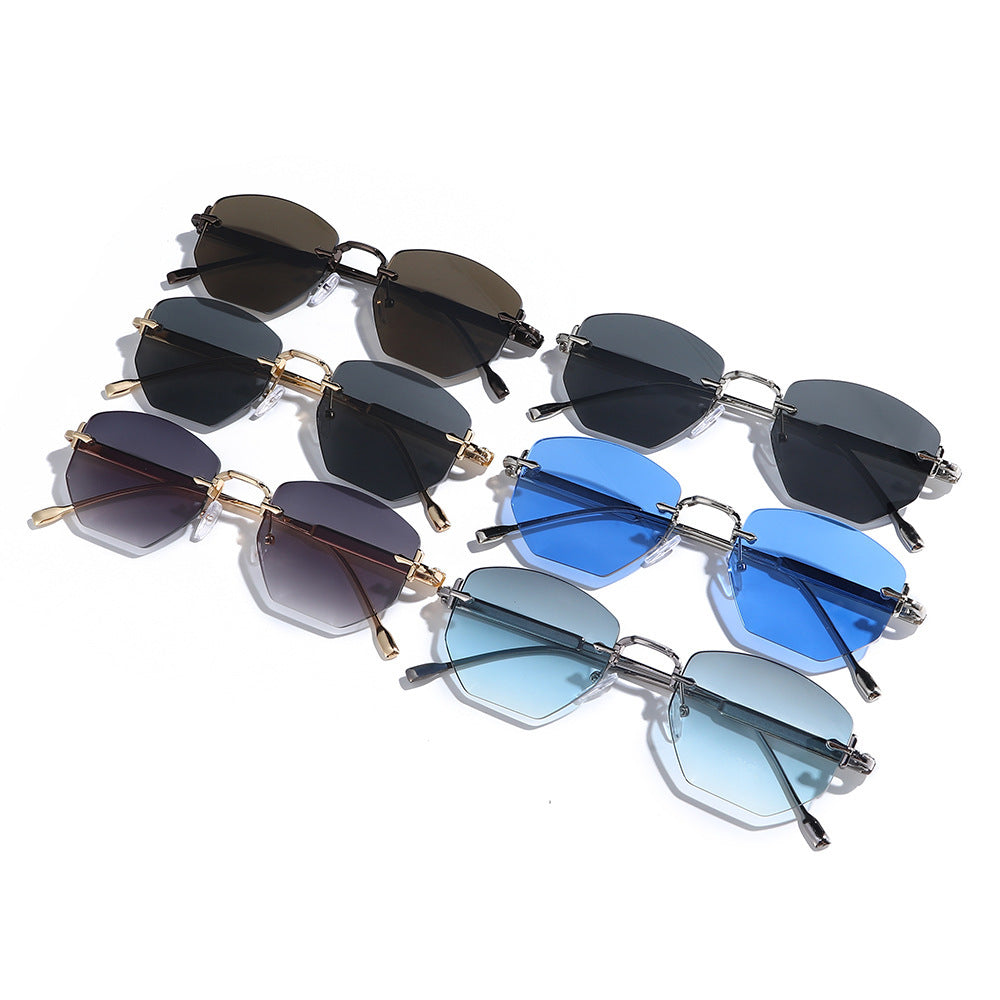 Geometric Frame Sunglasses with Elegant Gold Accents Stornfield