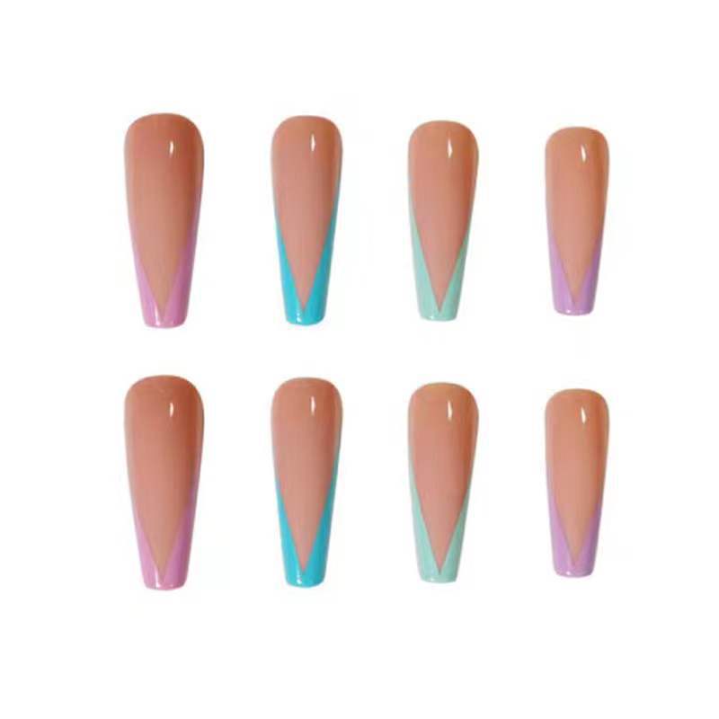 Elegant artificial nails with geometric design Stornfield