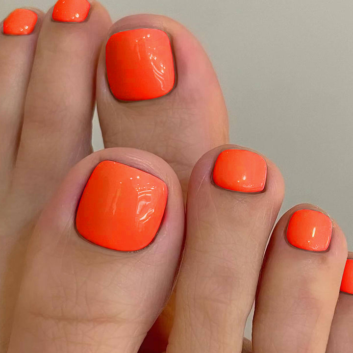 High-gloss toenail polish Stornfield