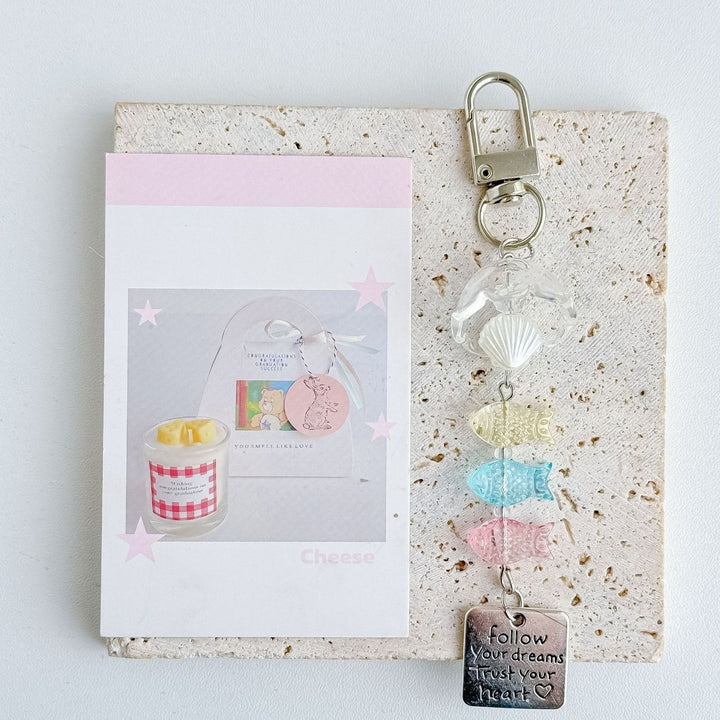 Playful keychain with maritime design Stornfield