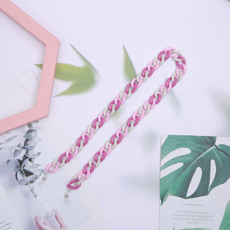 Stylish Eyewear Chain Stornfield