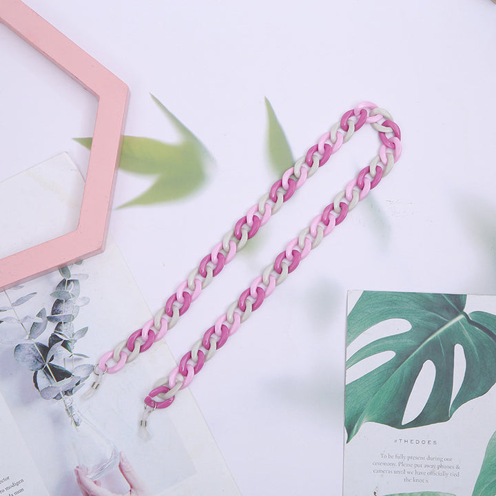 Stylish Eyewear Chain Stornfield