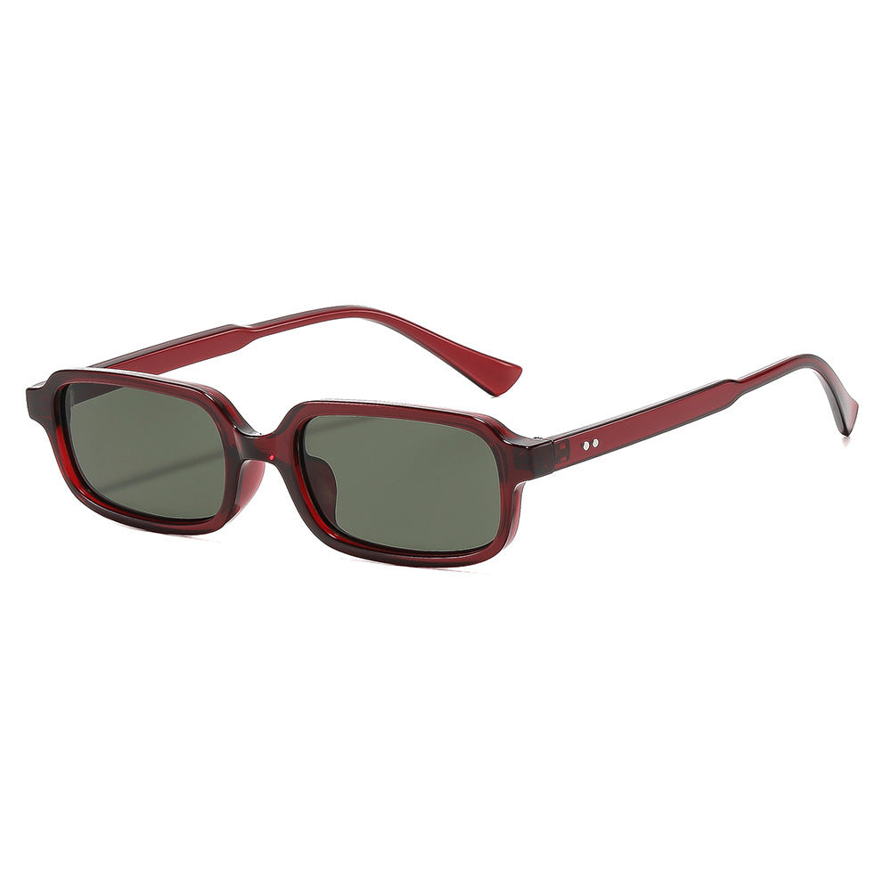 Vintage-Inspired Angular Sunglasses Stornfield