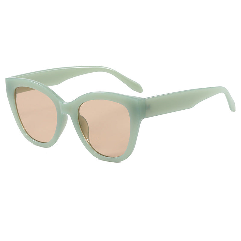 Women's extravagant sunglasses with fashionable design Stornfield