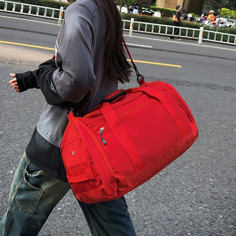 Versatile All-Season Sports Duffel Bag Stornfield
