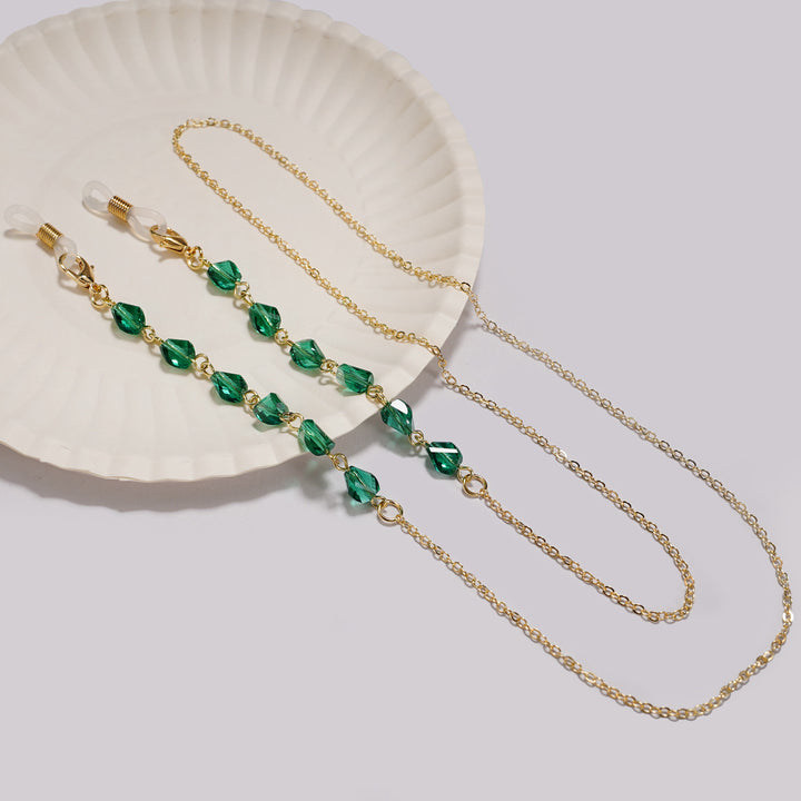 Elegant Beaded Eyewear Chain Stornfield