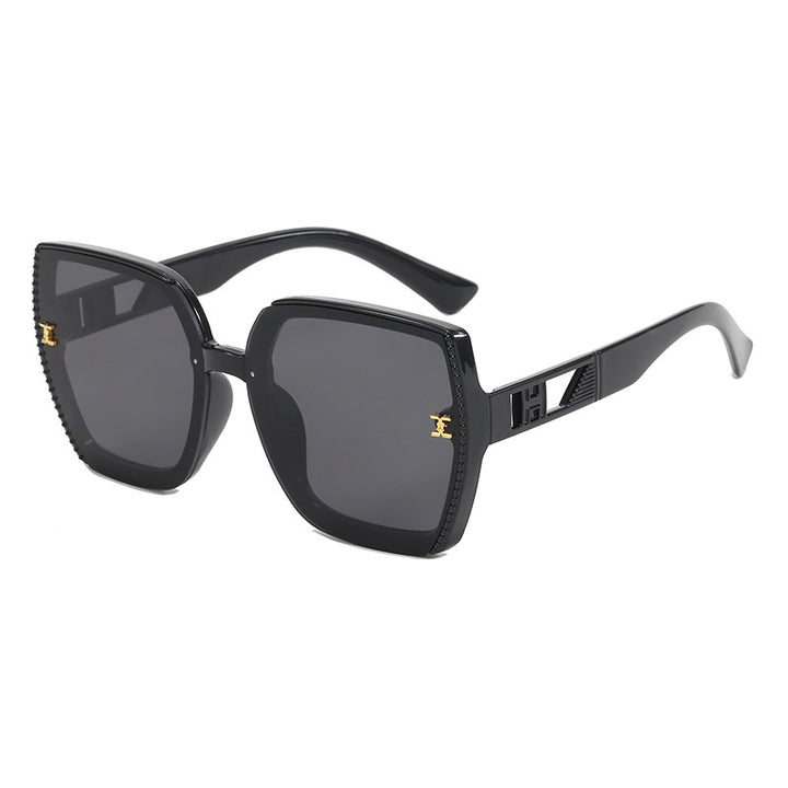 Ladies square sunglasses with high-quality frame and UV protection Stornfield