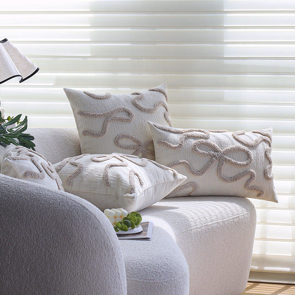 Decorative pillow with playful wave pattern