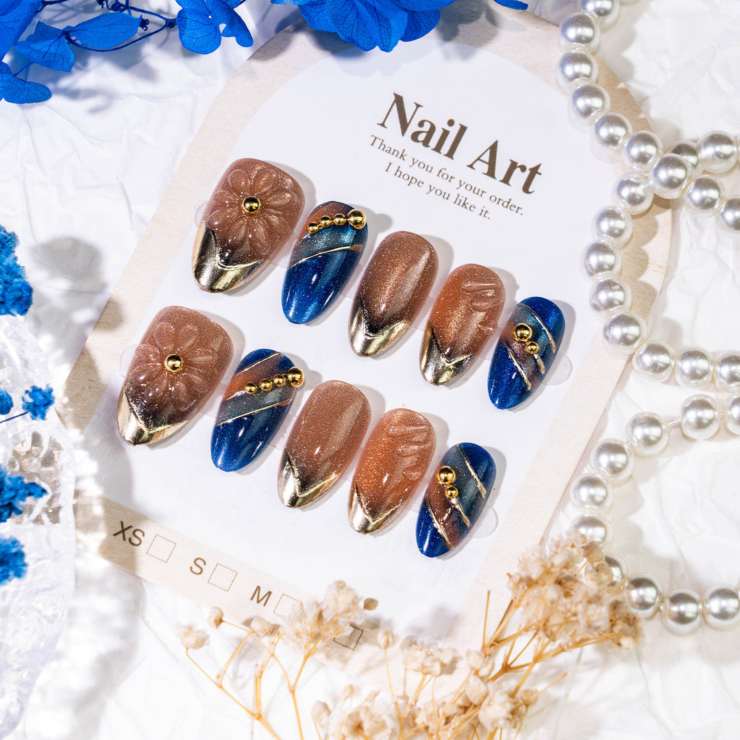 Artistic Press-On Nail Art Set with Gold Accents