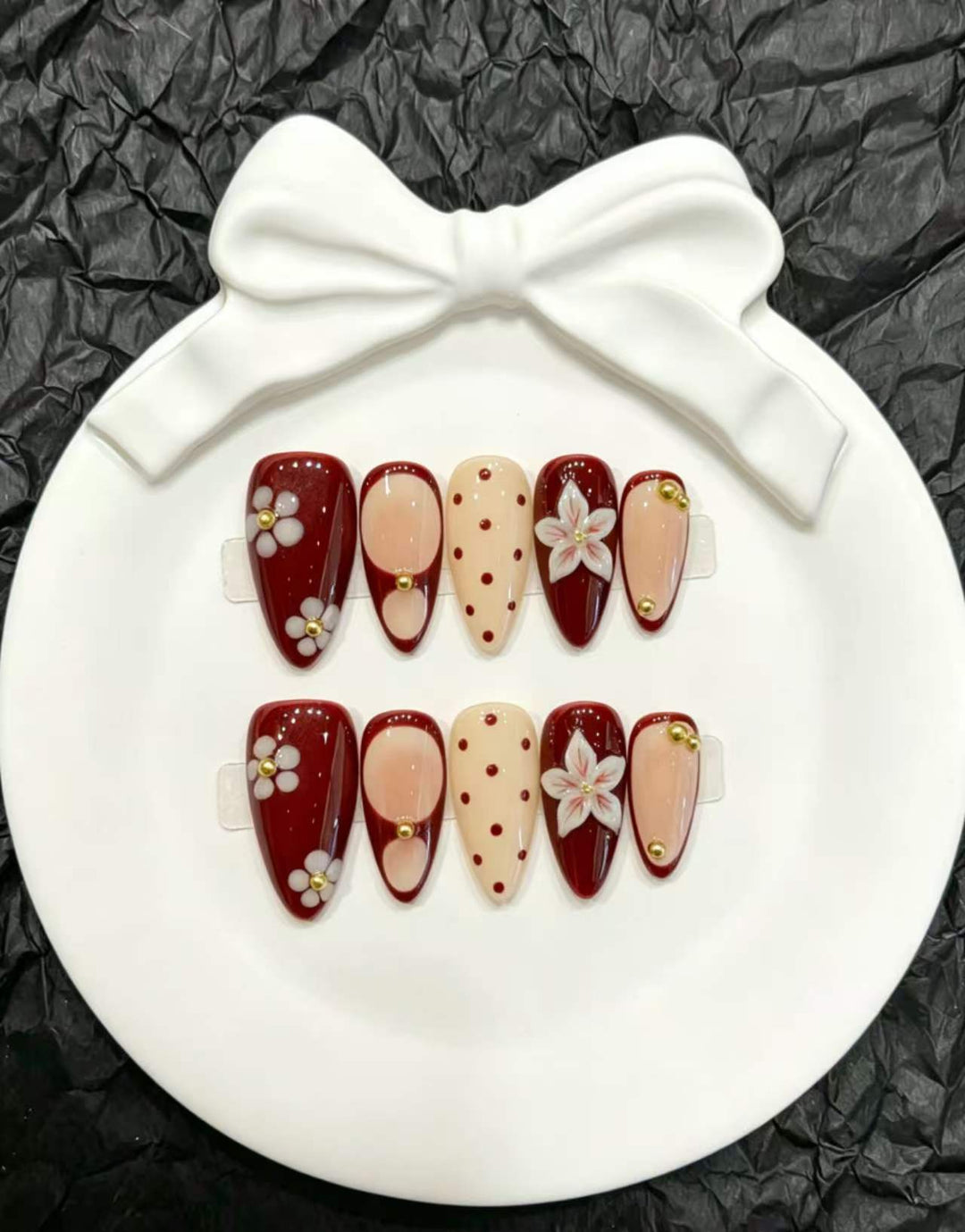 Decorative Press-On Nail Art Set with Floral and Whimsical Designs