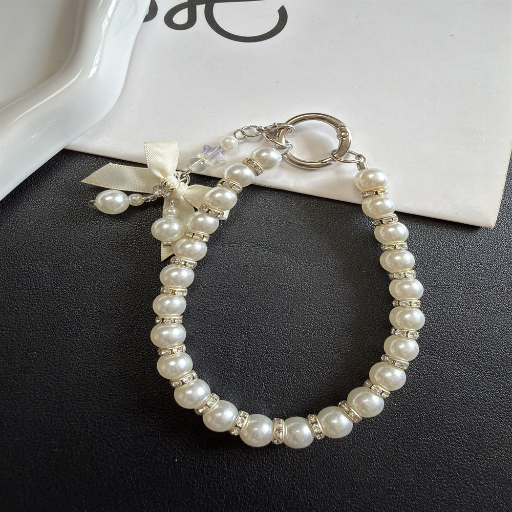 Elegant Pearled Charm Keychain Stornfield