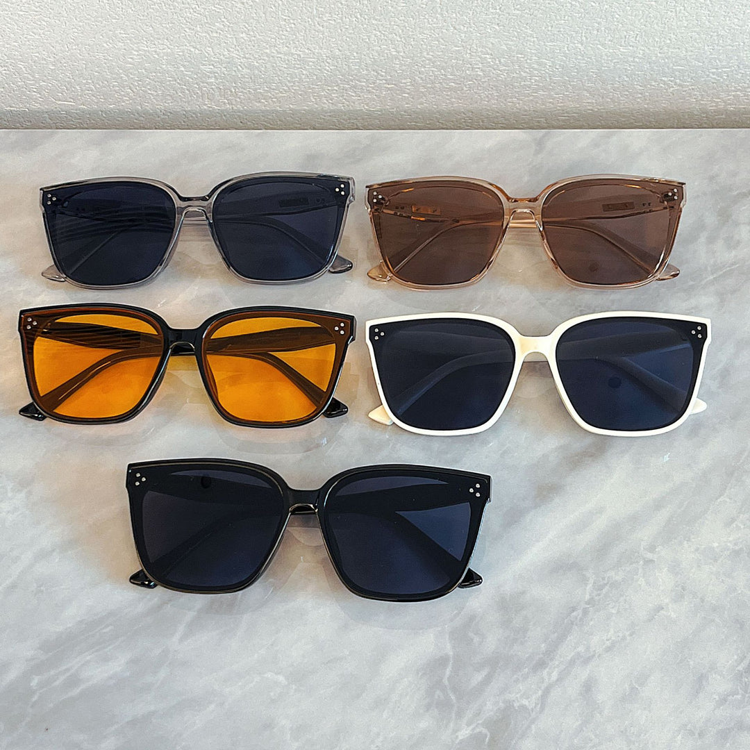 Women's fashionable oversized sunglasses in retro style Stornfield