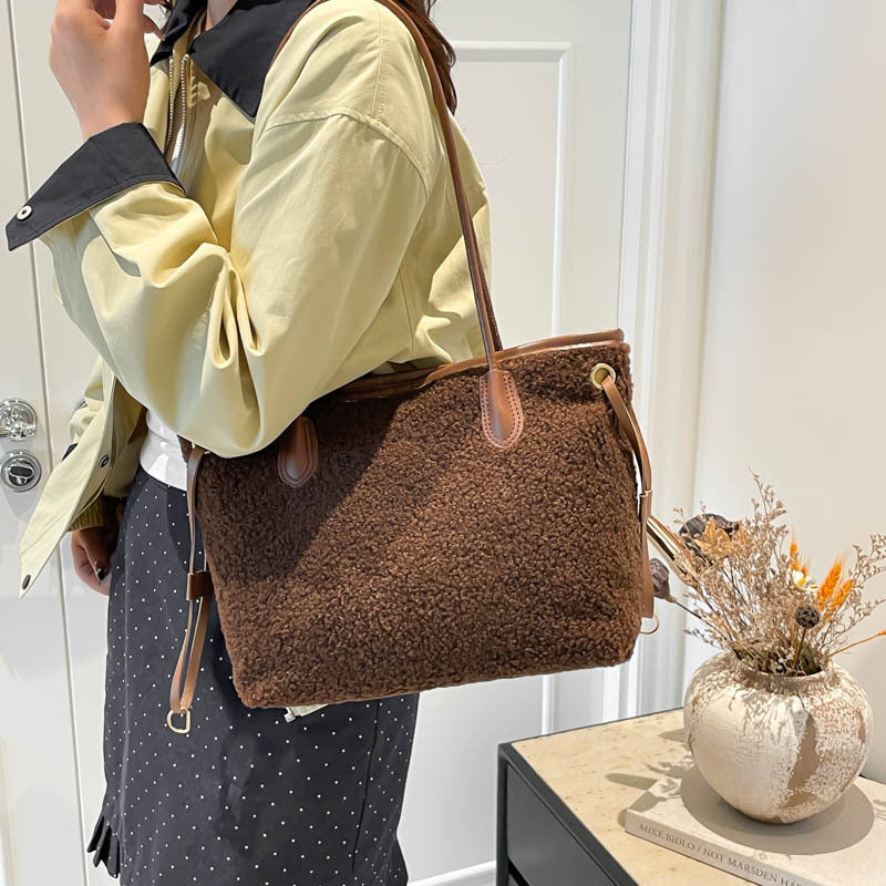 Oversized Faux Fur Tote Bag Stornfield