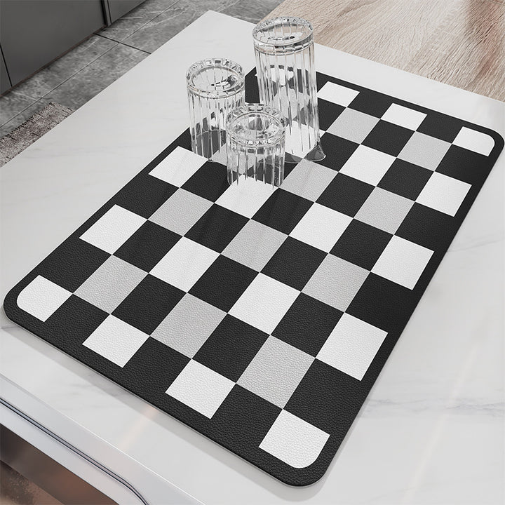 Stylish Checkerboard Table Mat