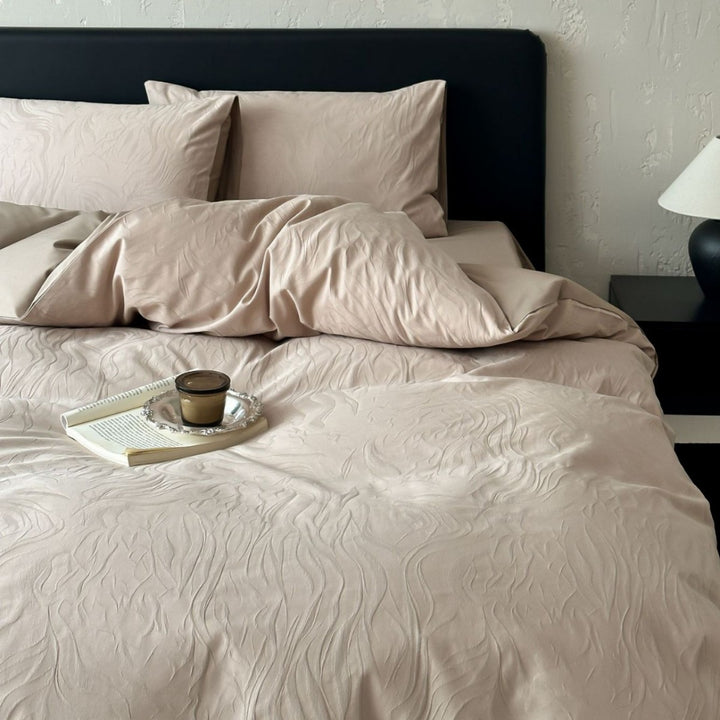 Luxury cotton satin bedding set with embossed wave texture and concealed hotel closure