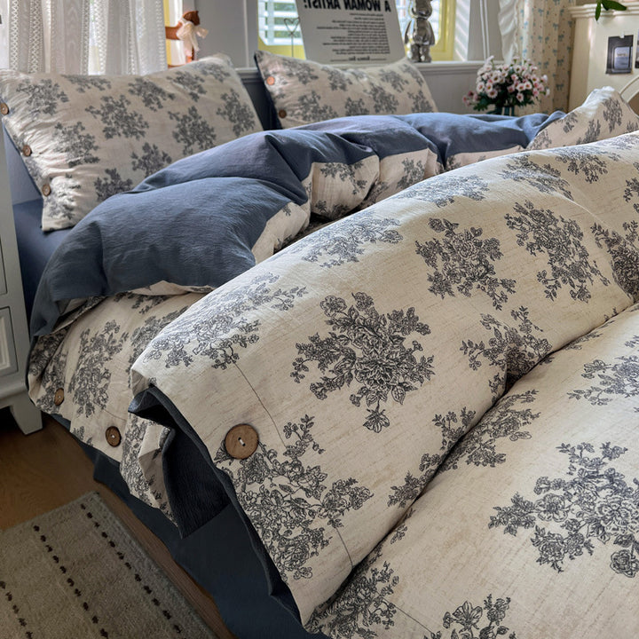 Floral Patterned Premium Bedspread