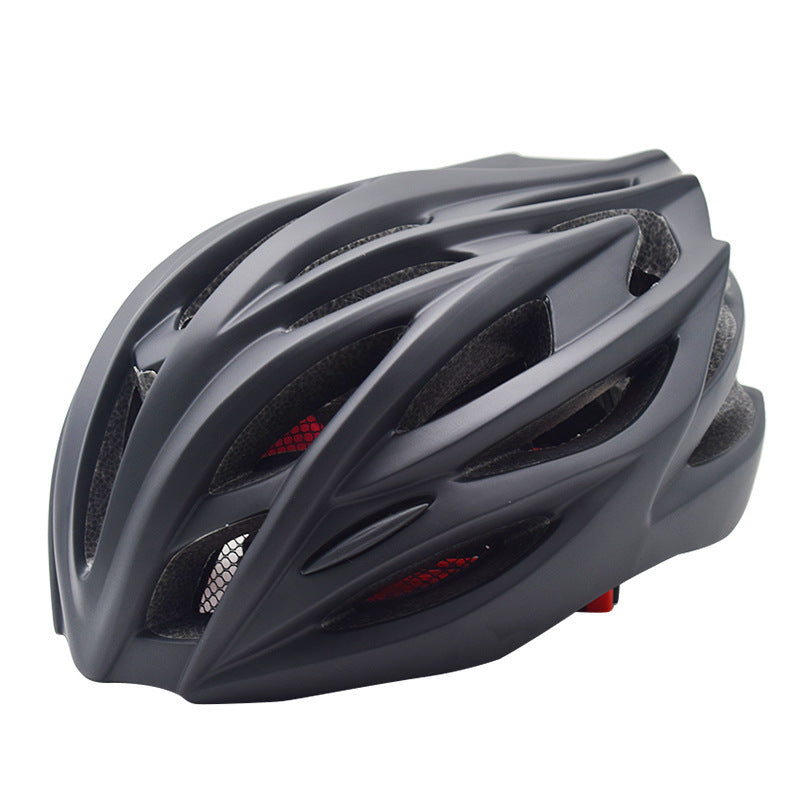 Road bike helmet with improved air circulation and comfortable inner lining Stornfield
