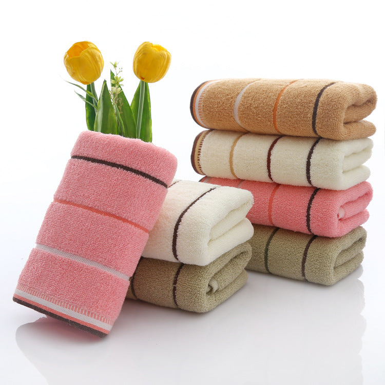Terry Bath Towel With Luxurious Check Pattern Stornfield