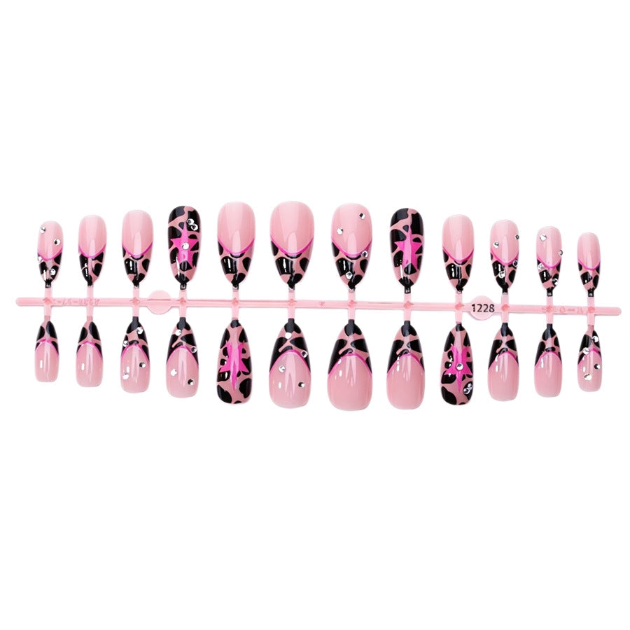 Stylish Leopard Print Press-On Nails Stornfield