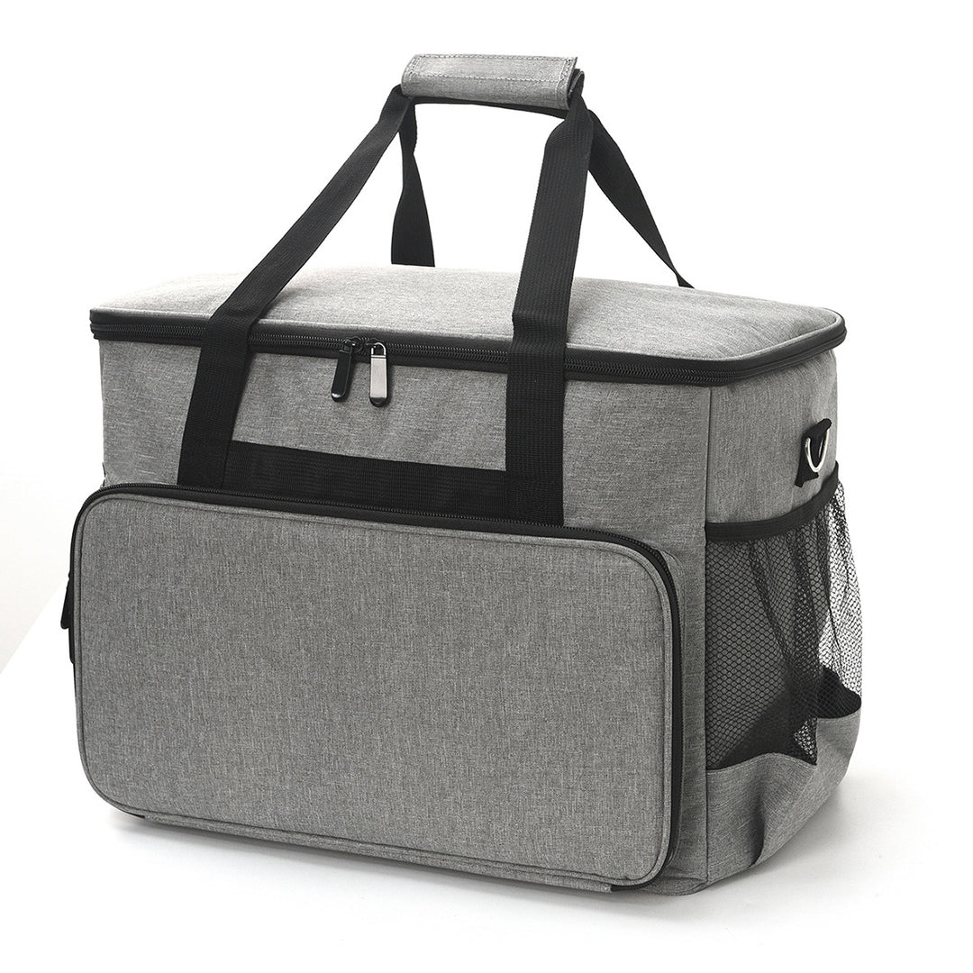 Insulated cooler bag with practical side pockets Stornfield